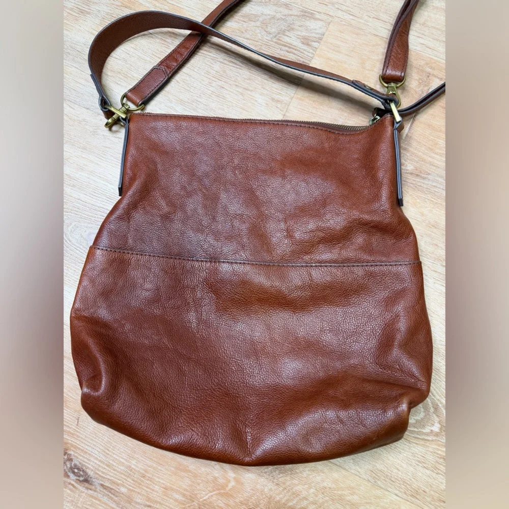 Fossil Amelia Brown Leather Shoulder Boho Crossbody Bag - Picture 9 of 12